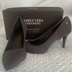 Simply Vera Vera Wang Navy Scuba Heels 10